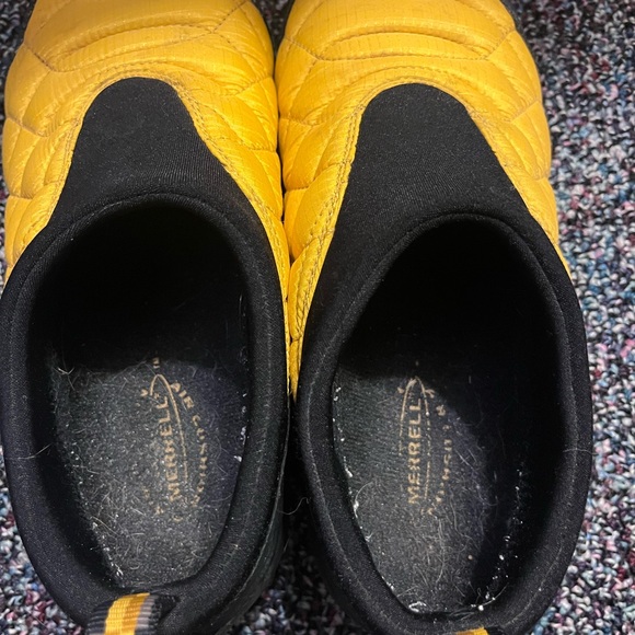 Merrell Black and Yellow Slip-On Shoes - Picture 5 of 5